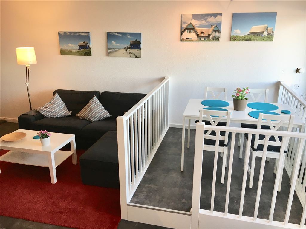 Essecke (aktuell ohne roten Teppichläufer)